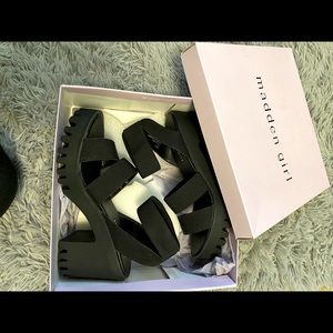 Steve Madden size 8.5